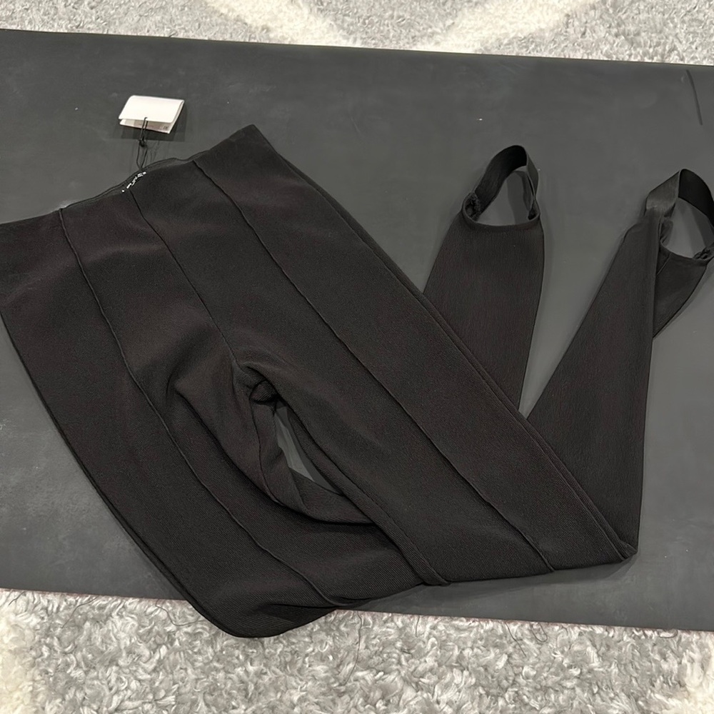 Zara ribbed stirrup leggings with center seam size S